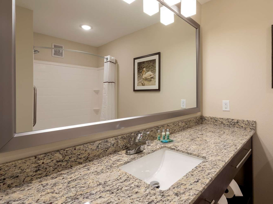 GrandStay Hotel & Suites Milbank主图