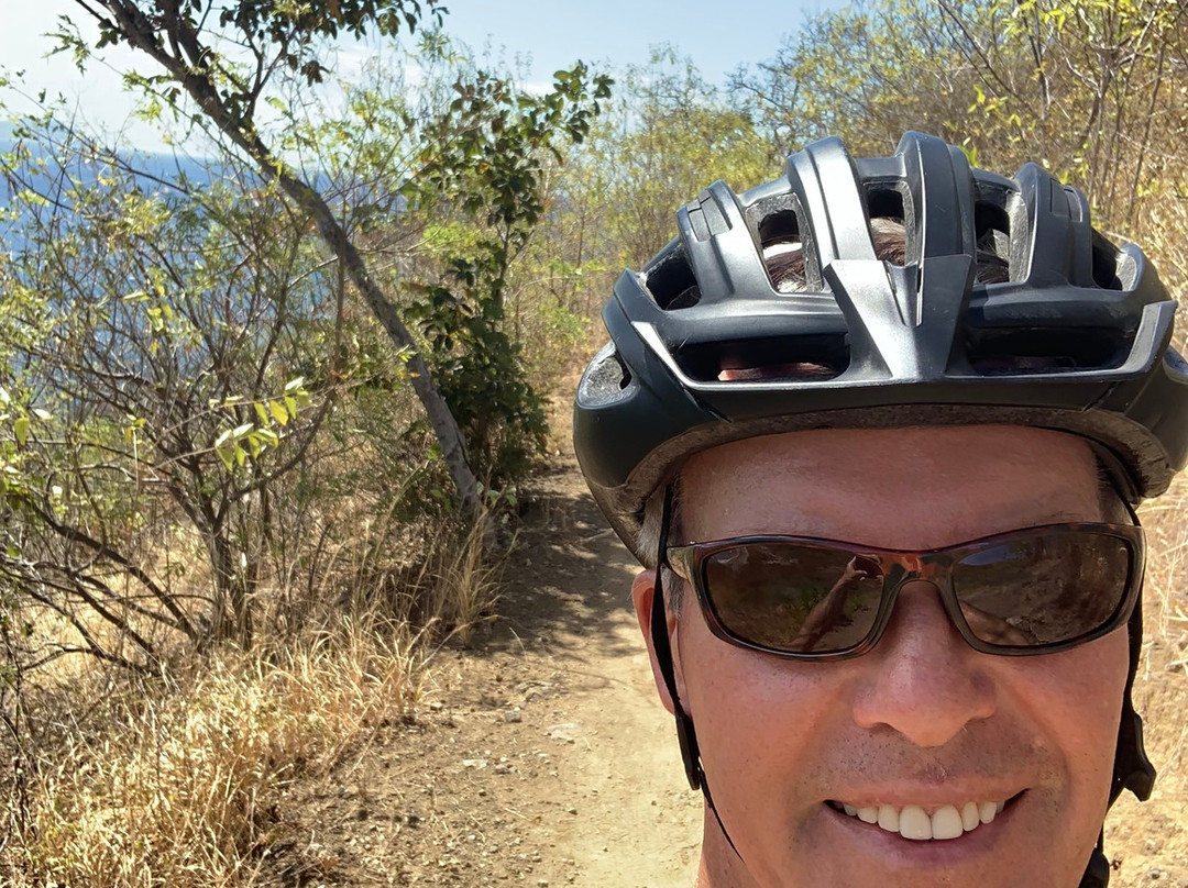 Mountain Biking at Las Catalinas景点图片