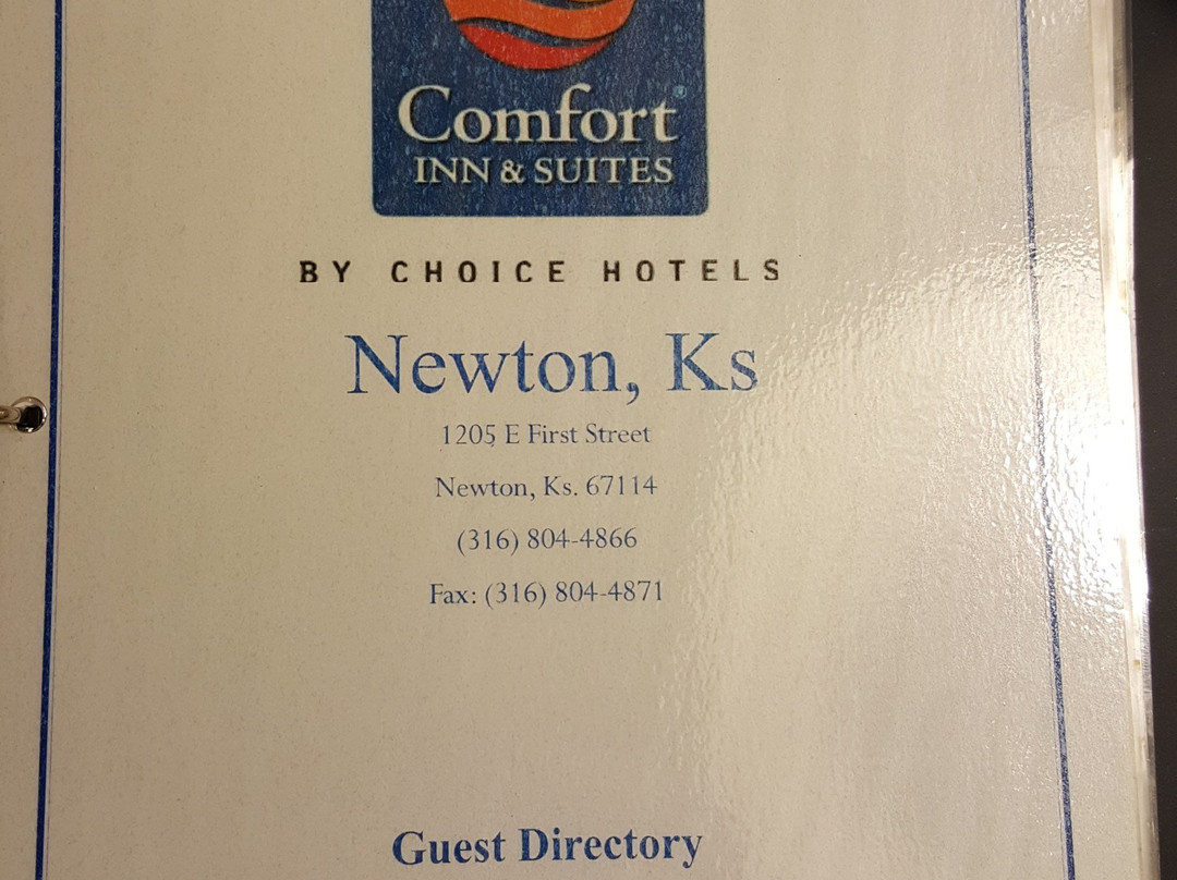 Comfort Inn & Suites Near Bethel College主图