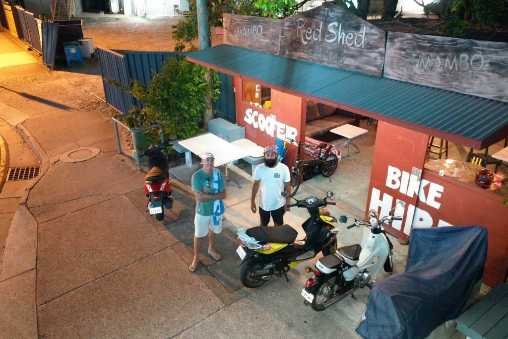 Hire Grounds Cafe景点图片