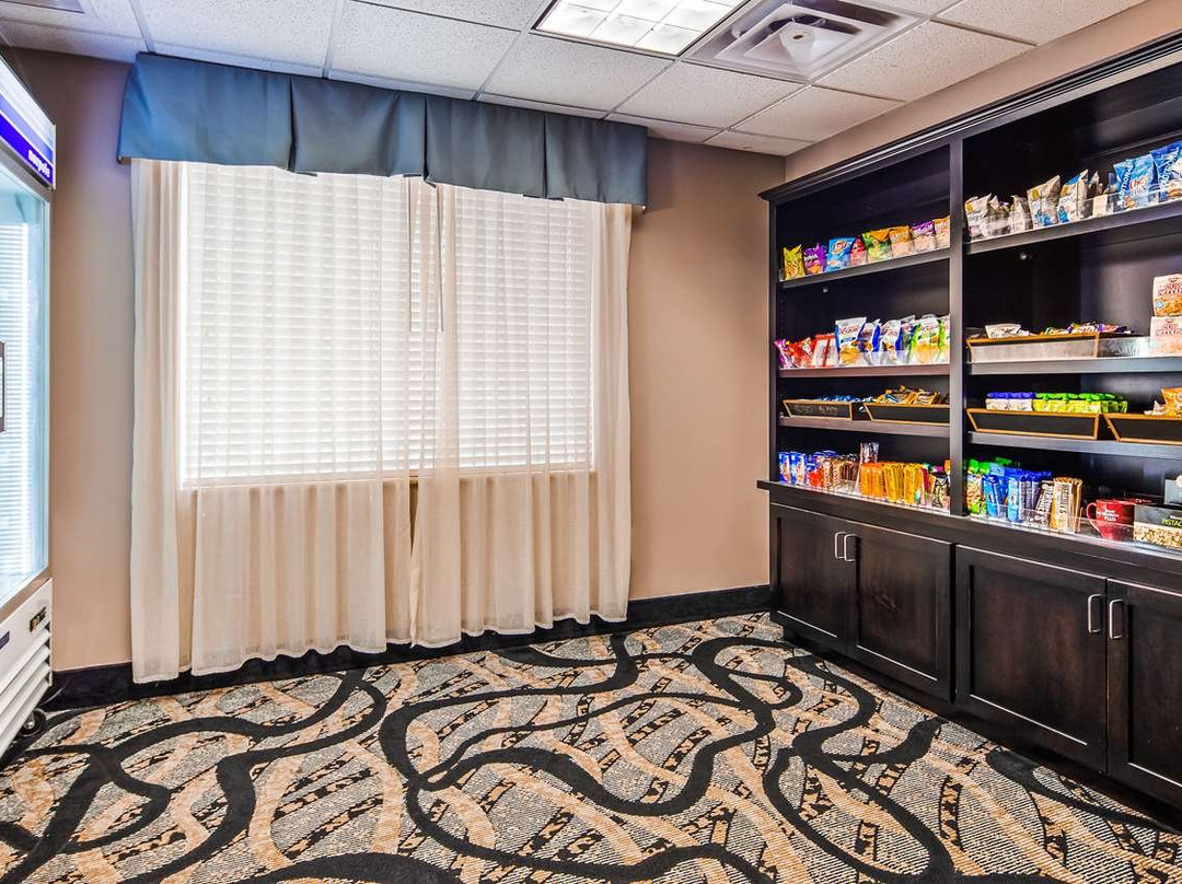 Best Western Plus Blaine at the National Sports Center主图