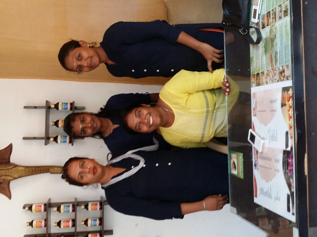Krishna Ayurveda Massage Centre-雅高达必去景点