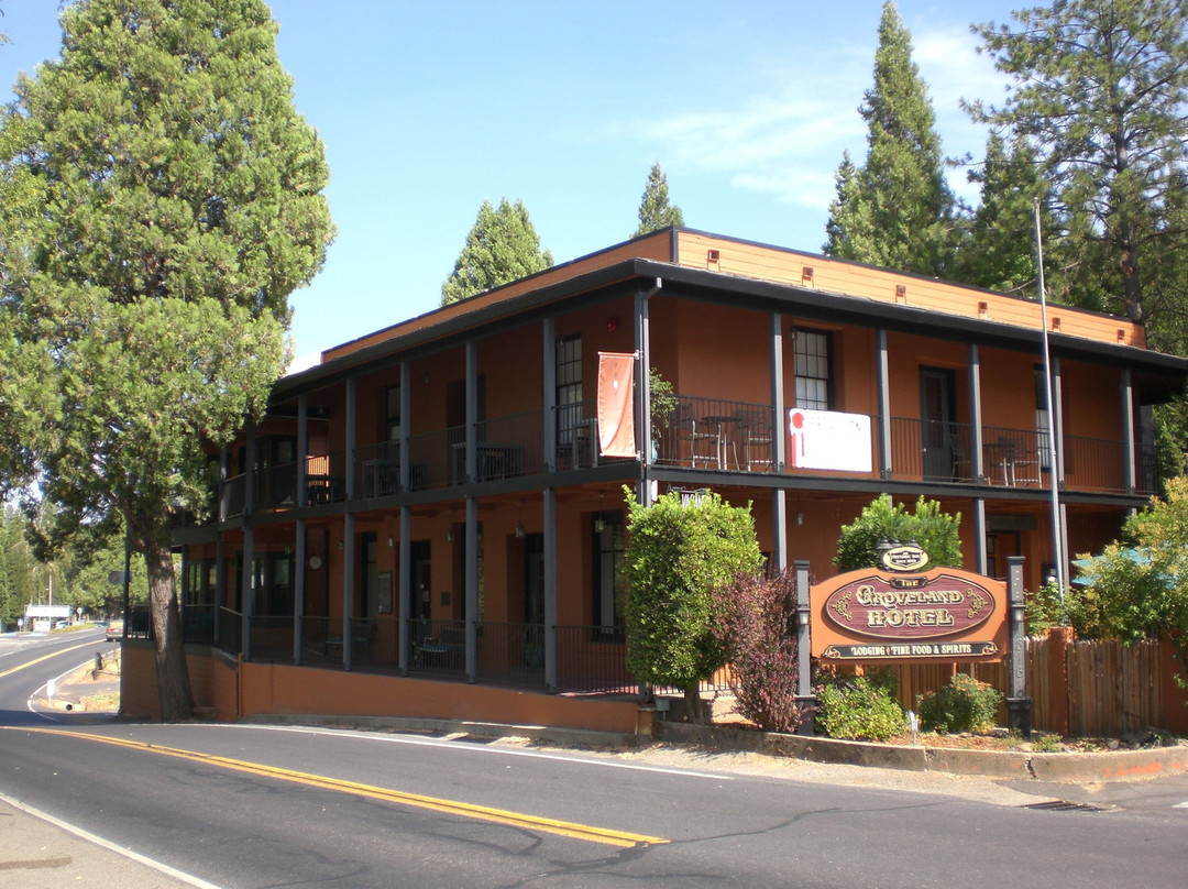 格罗夫兰德酒店主图