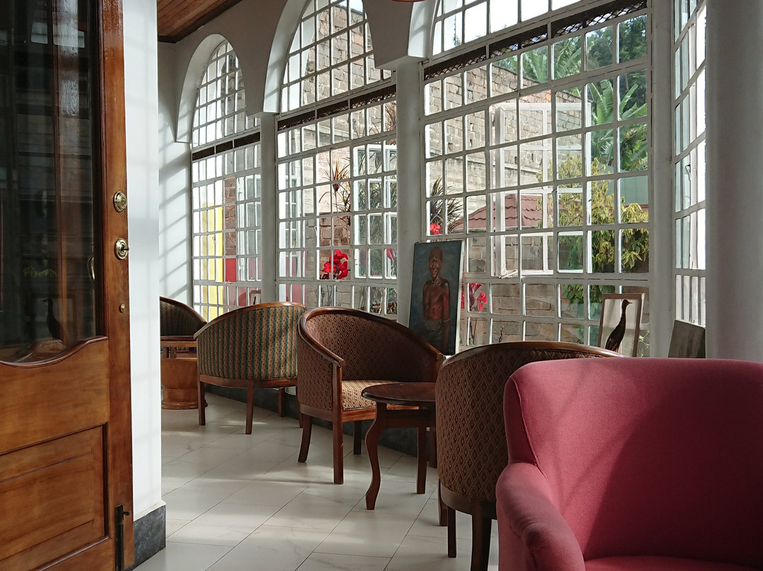 Lavington Hill House主图