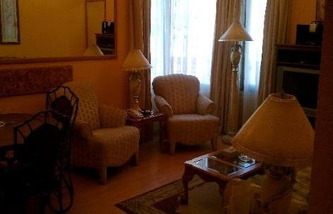 Le Royal Express Hotel主图