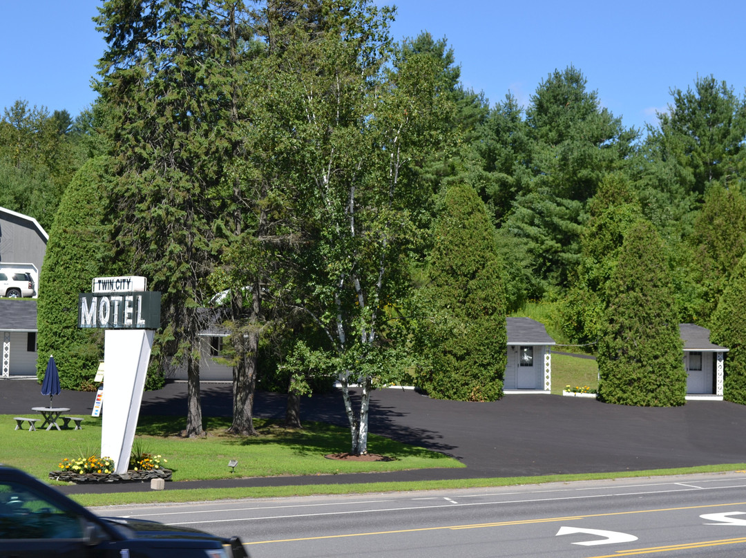 Twin City Motel主图
