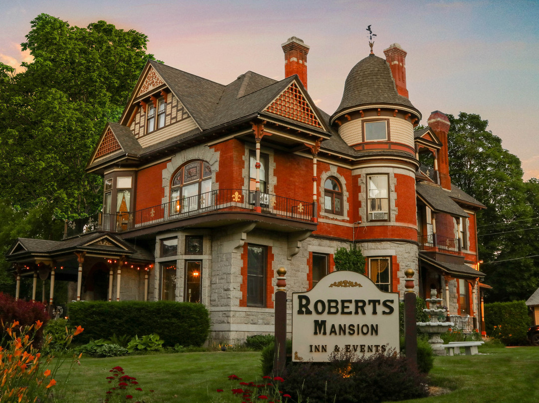 Roberts Mansion Inn & Events