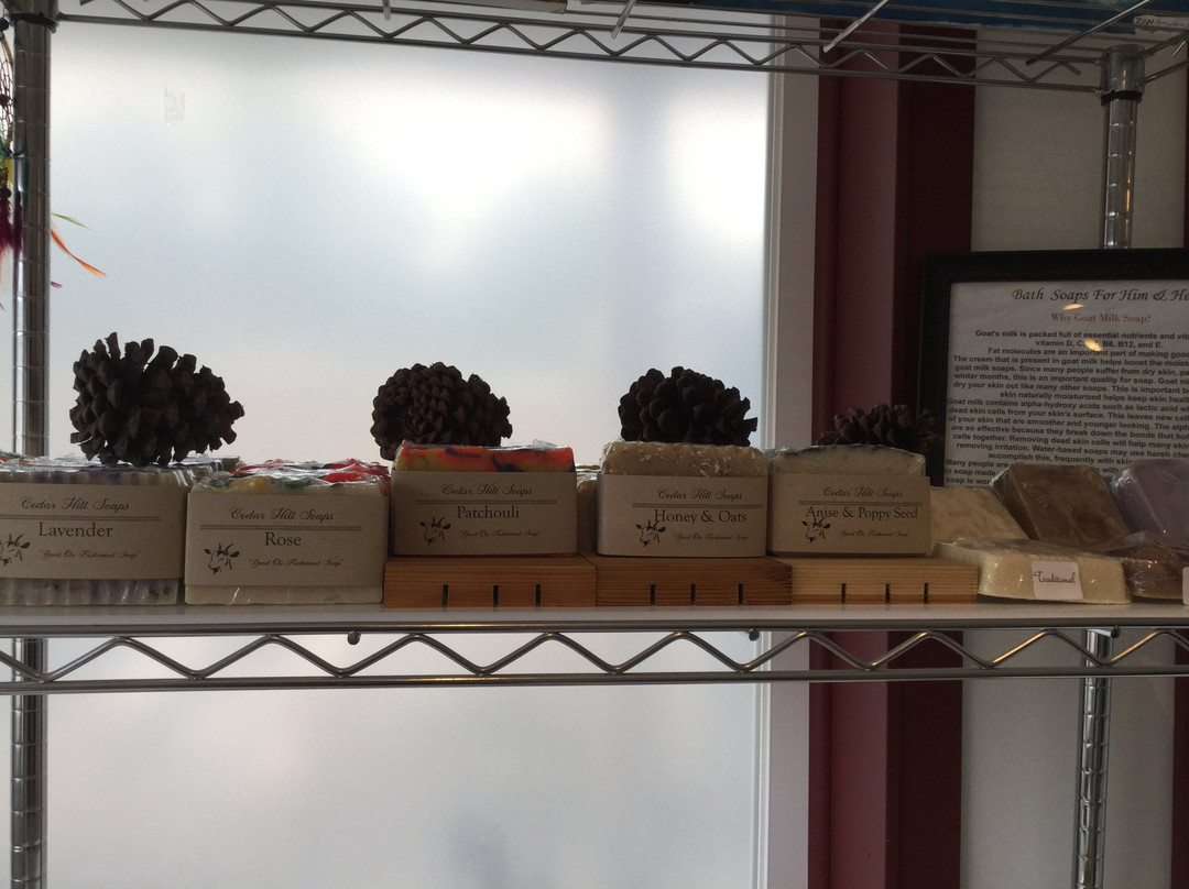 Okanagan Market Place-Falkland必去景点