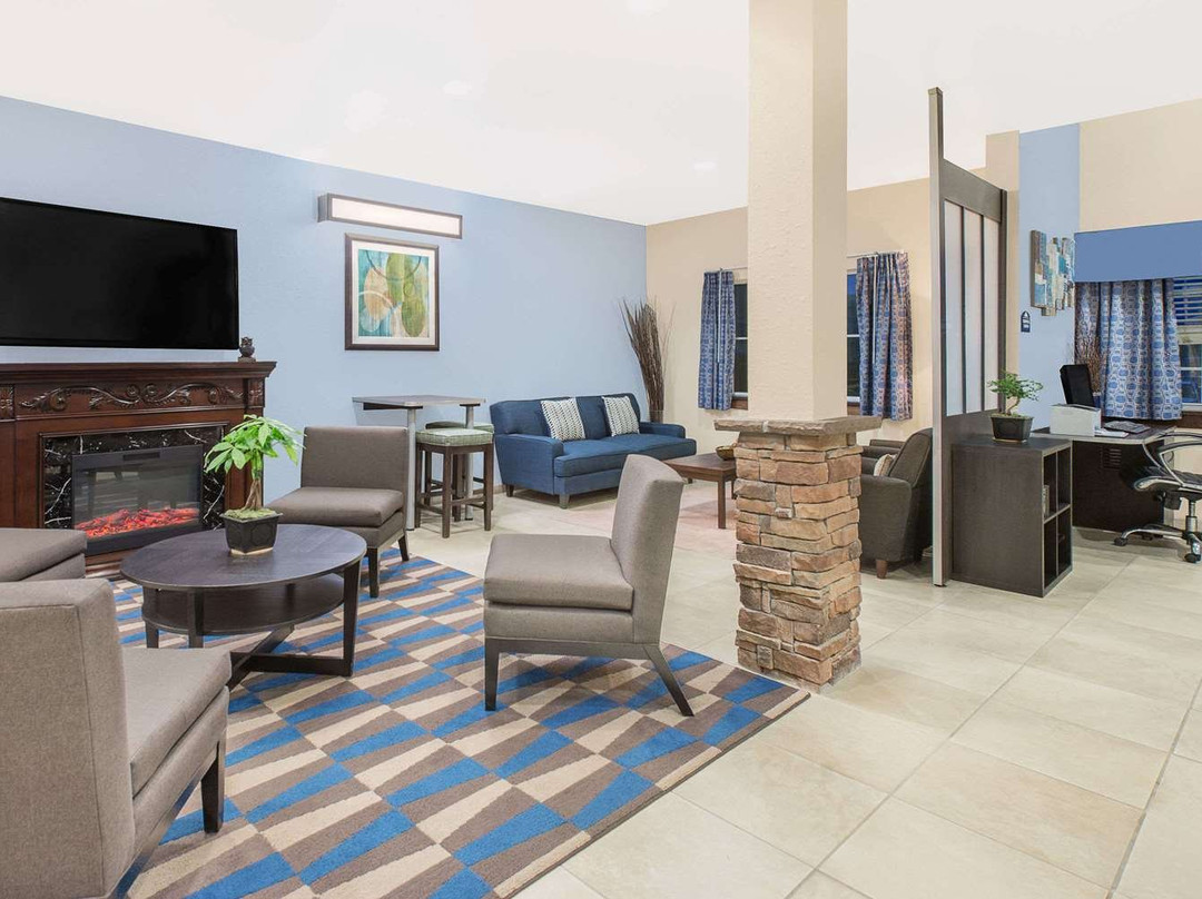 Microtel Inn & Suites by Wyndham Waynesburg主图