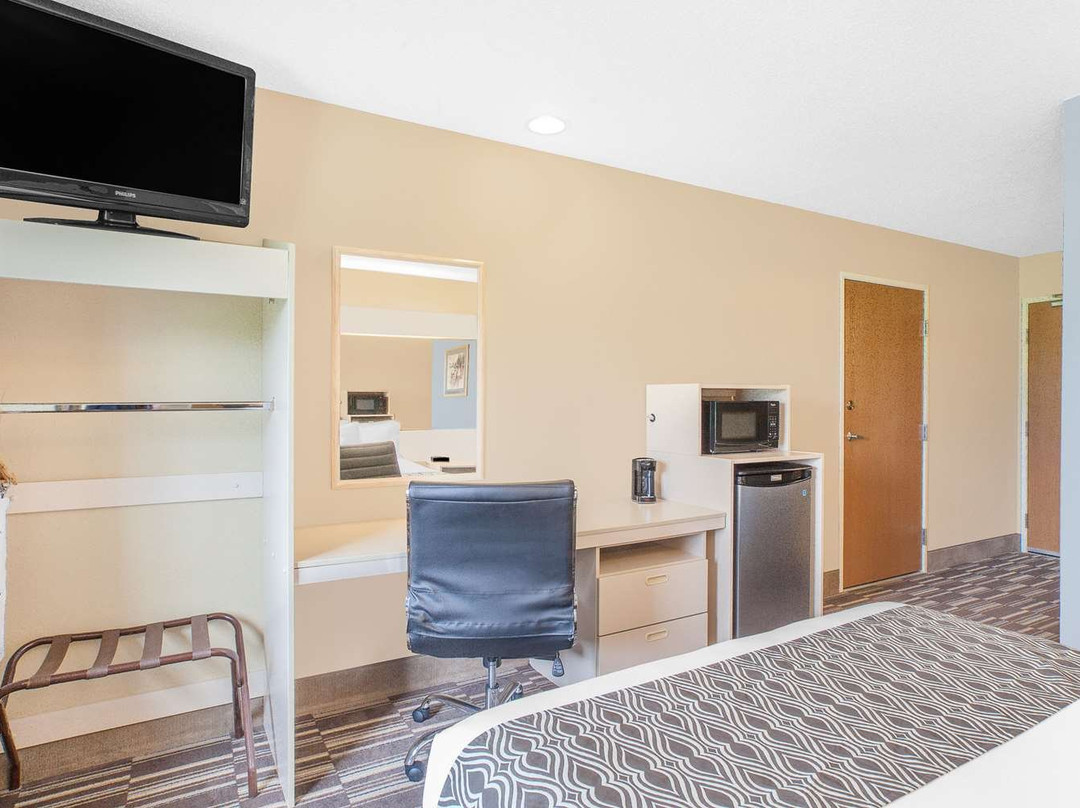 Microtel Inn & Suites by Wyndham Clear Lake主图