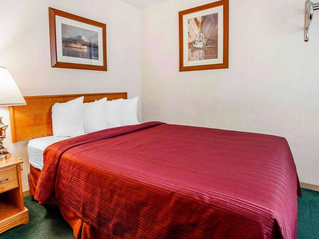 Quality Inn & Suites Bremerton Near Naval Shipyard主图