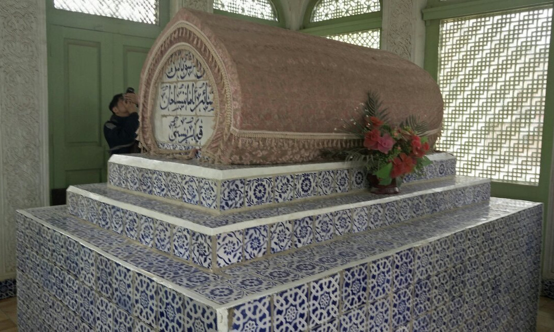 叶尔羌汗国王陵-莎车县必去景点