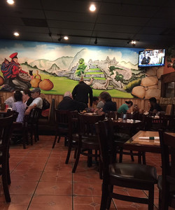 Happy Fish Peruvian Fusion Restaurant餐厅图片