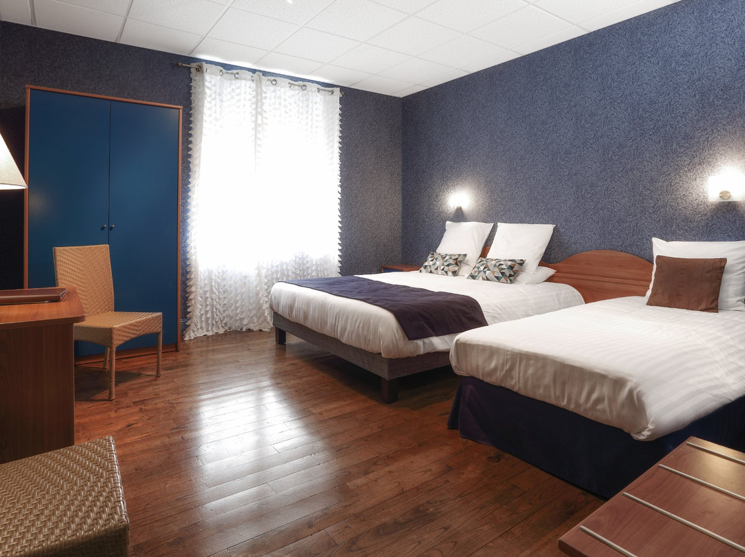 Logis Hôtel les Voyageurs主图