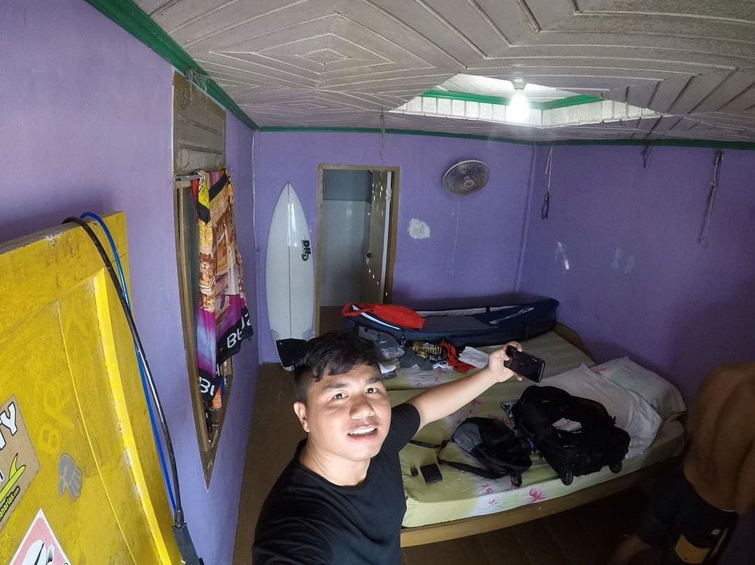 Pleasure Surf Camp主图