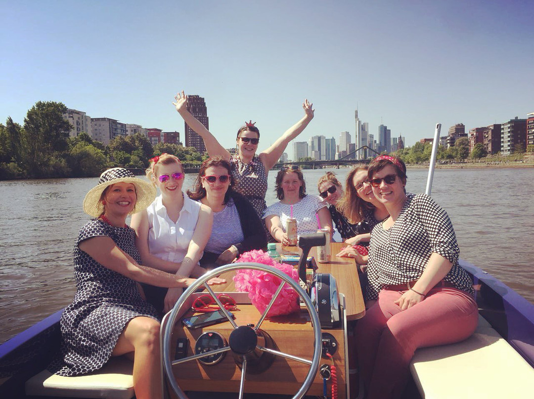 ItalianFlairBoating-法兰克福必去景点