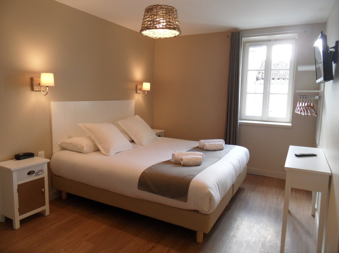 Sainte Marie de Re酒店住宿-Hotel Restaurant L'Escale