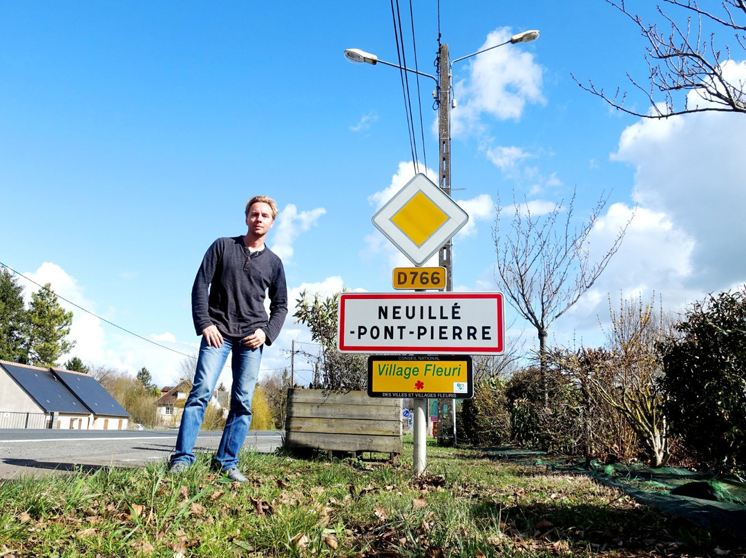 Neuille旅游攻略图片