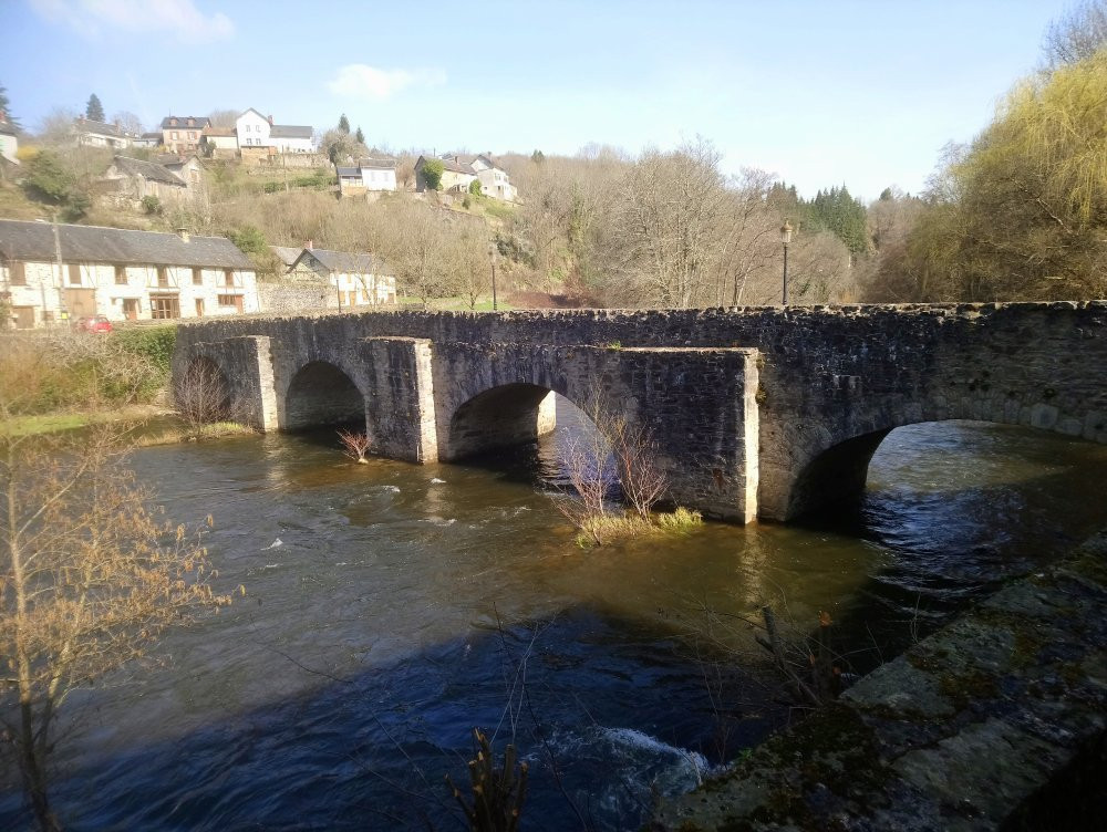 Vieux Pont de Vigeois景点图片