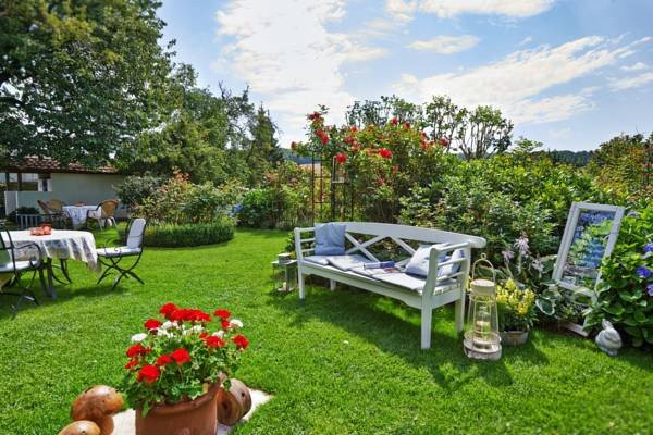 Romantik Hotel Zum Rosenhof主图