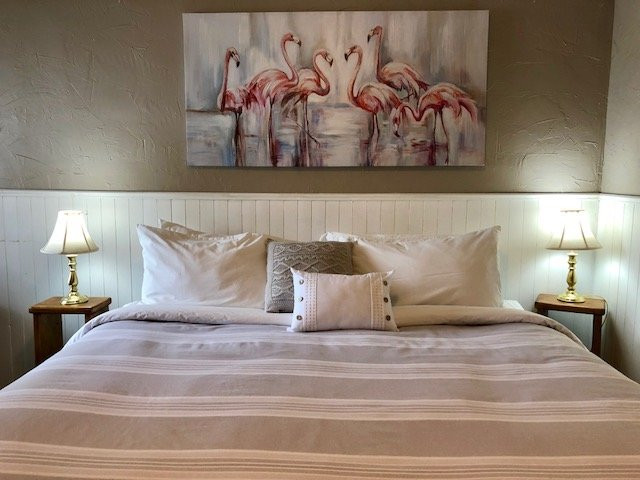 The Piccadilly主图