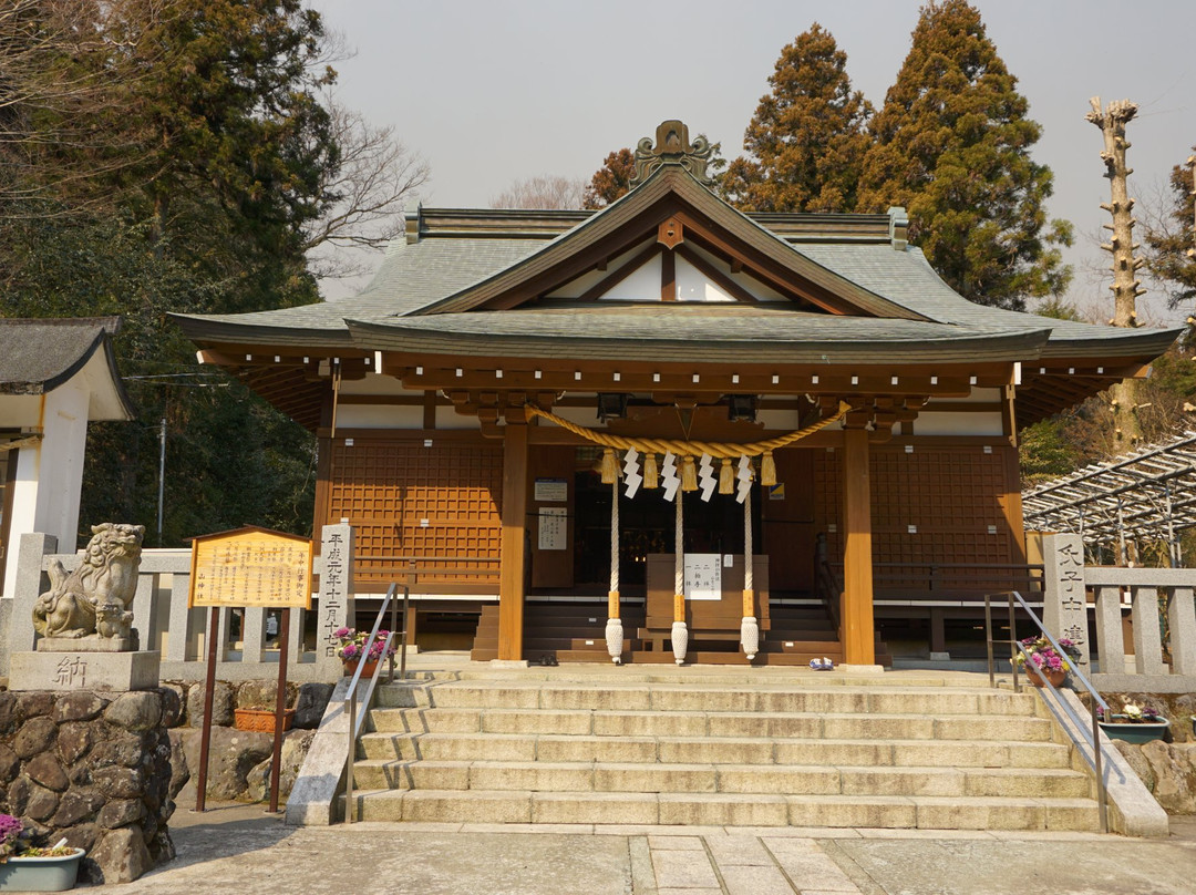 Jinbayama Shrine景点图片