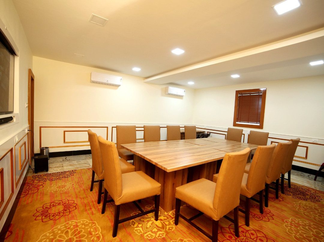 Banyan Hotel & Restro主图