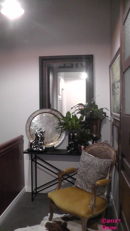 The State Hotel主图