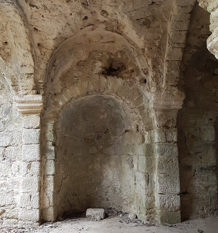 Crypt of the Abbey of Saint Salvatore景点图片