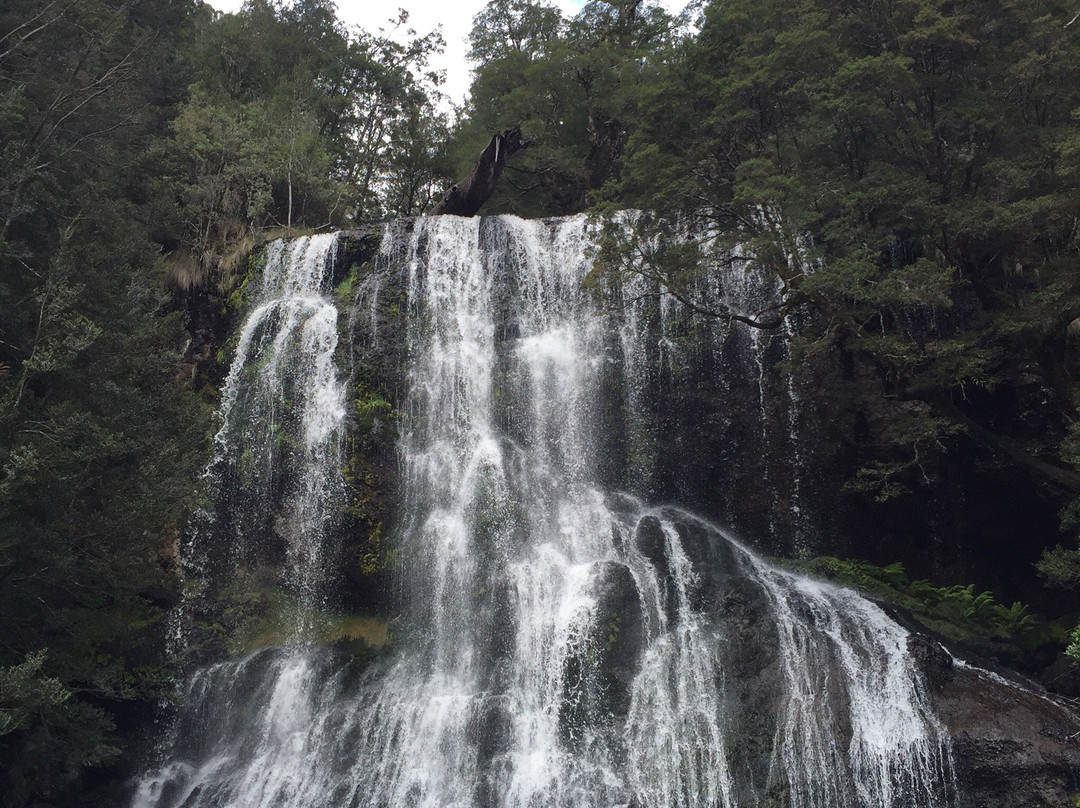 Bridal Veil Falls-Moina必去景点