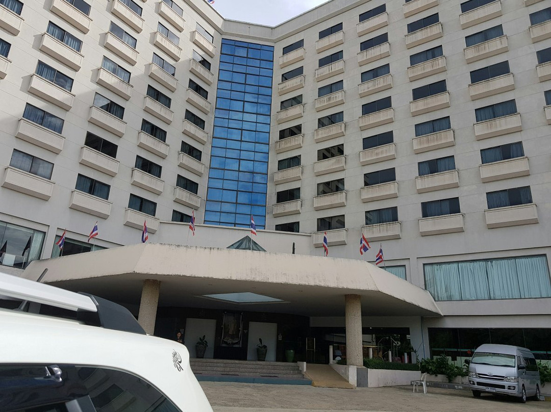 黄金城酒店主图