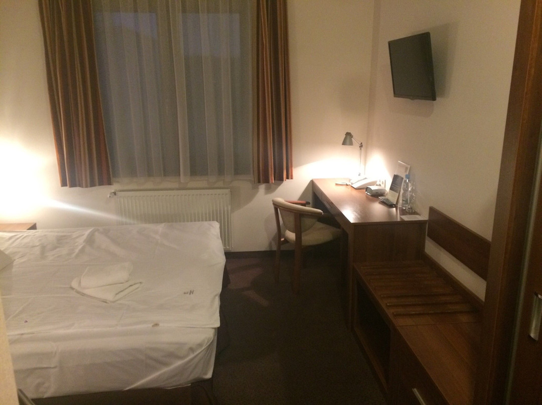 Esperanto Hotel主图
