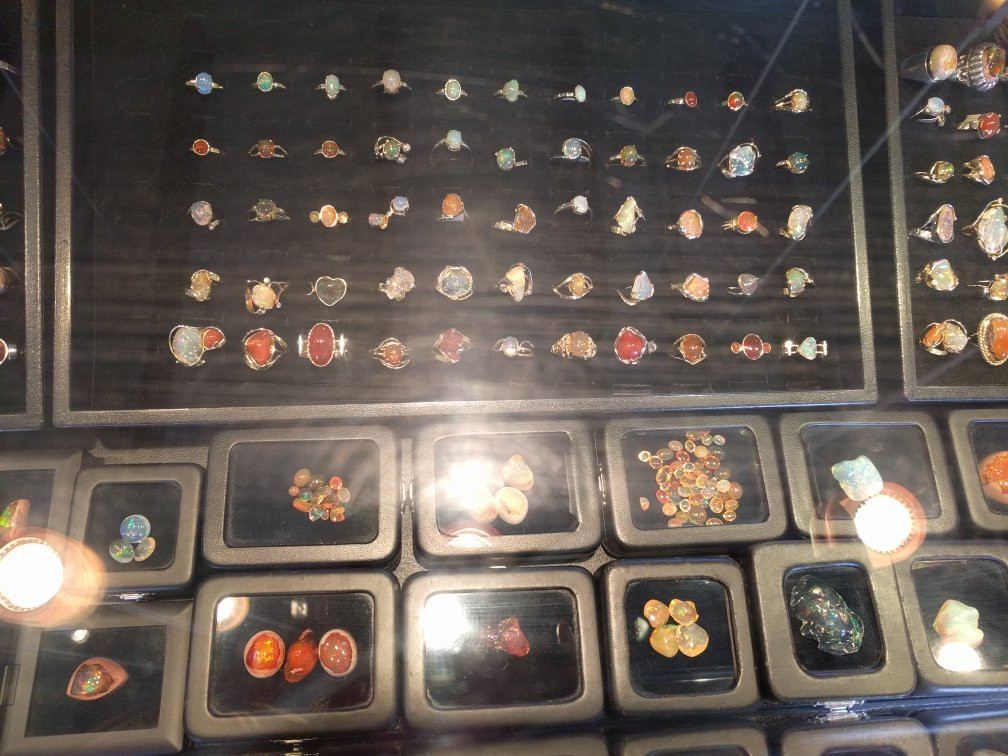 Mexican Fire Opals Jewelry-圣何塞卡波必去景点