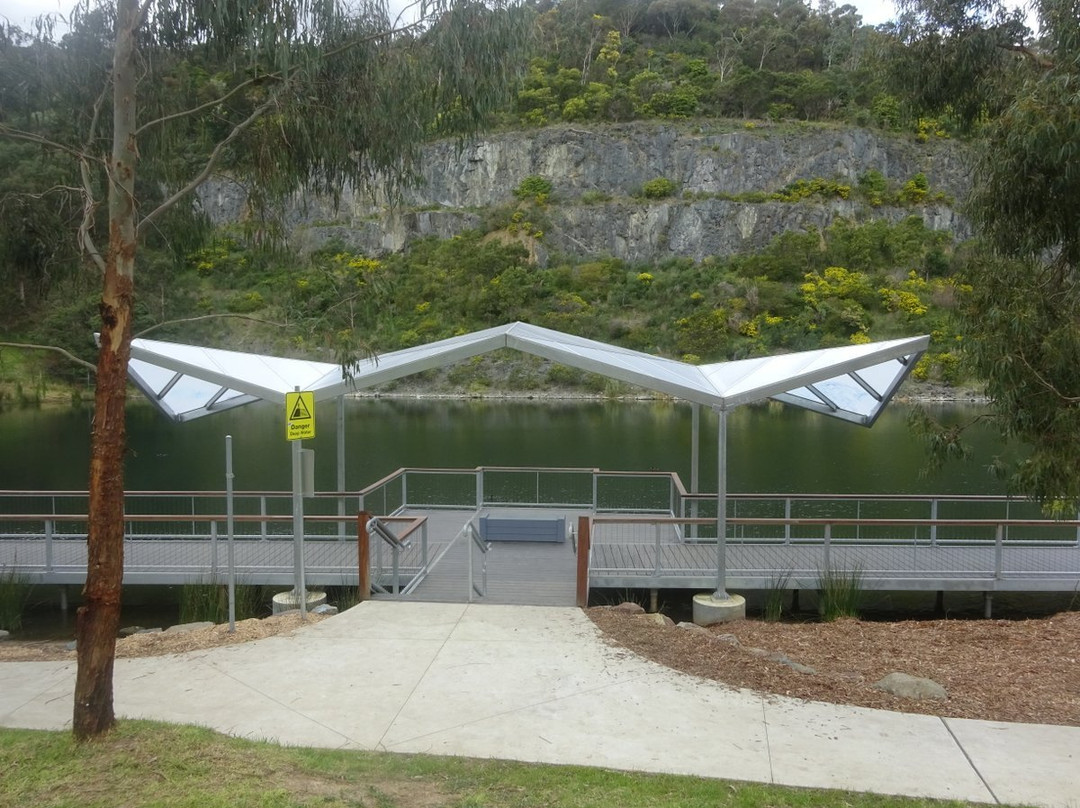 Ferntree Gully Quarry Reserve景点图片