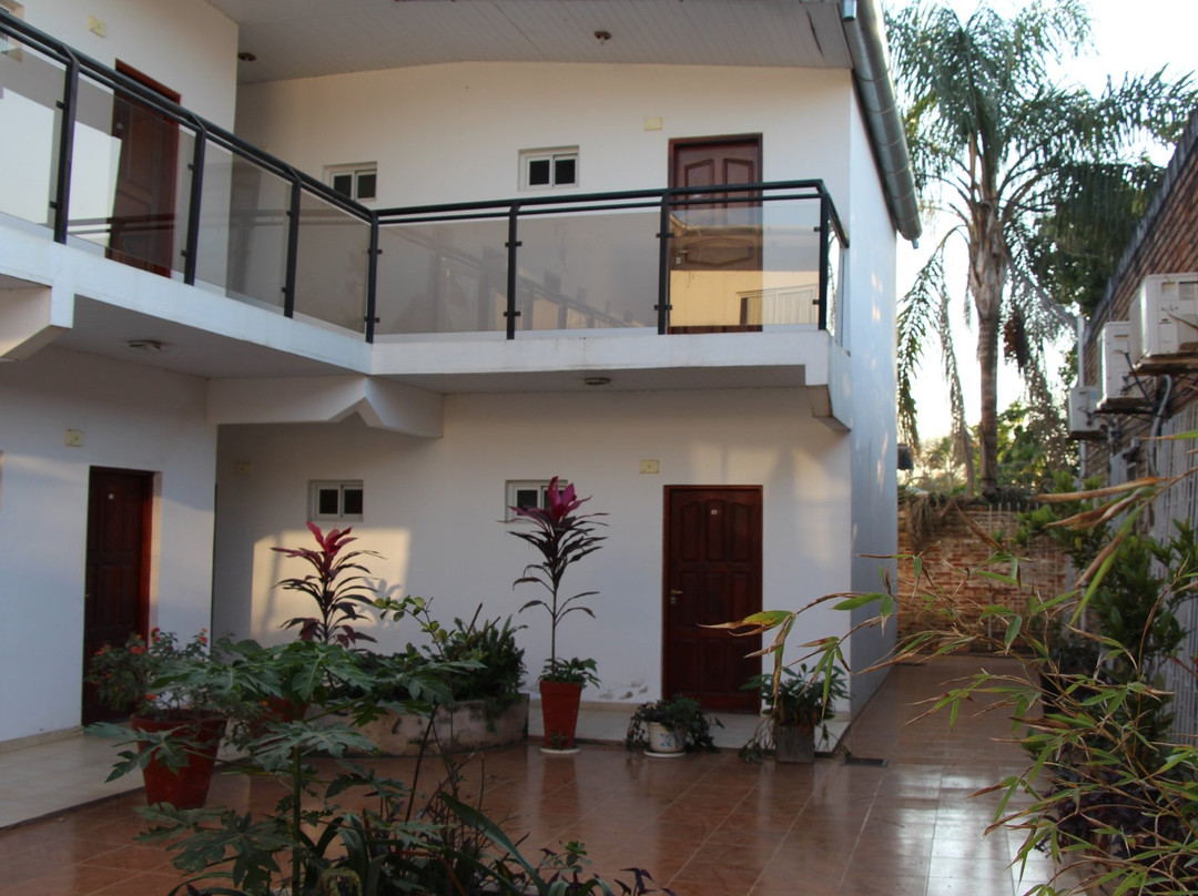 Laguna Blanca酒店住宿-Hotel Guarani