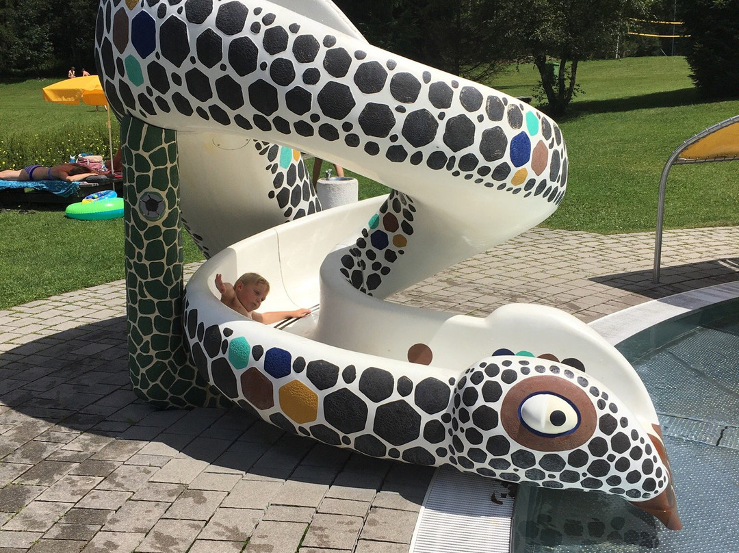 Badesee Kirchberg-教堂山必去景点