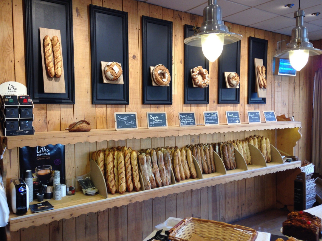 L'Isle-d'Espagnac餐馆和美食-Boulangerie Chez Émile