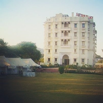 Banseli酒店住宿-萨蒂扬宫酒店