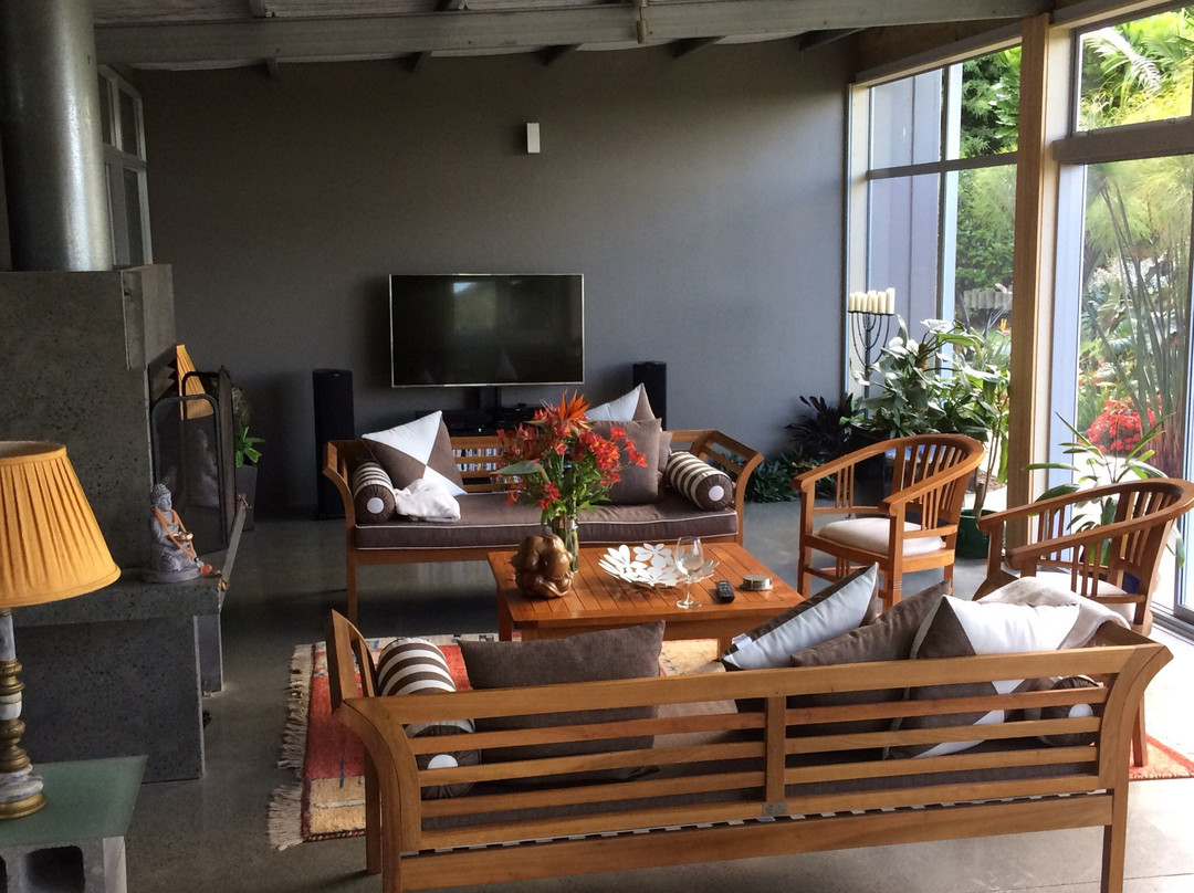 Karma Guesthouse主图