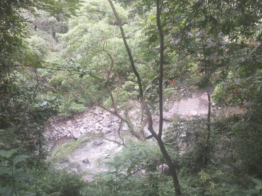 Baung Waterfall景点图片