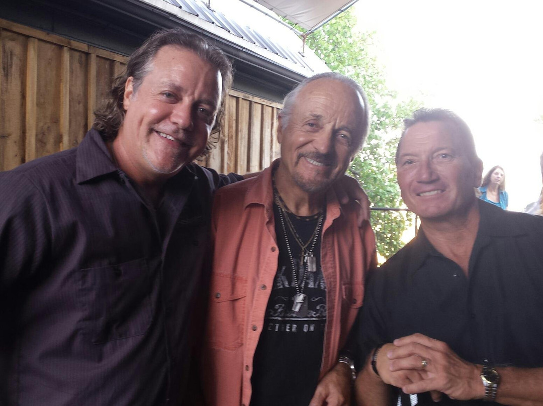 Sportsmen's Tavern-水牛城必去景点