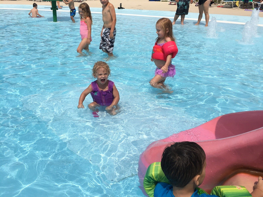 Otter Cove Aquatic Park-圣查尔斯必去景点