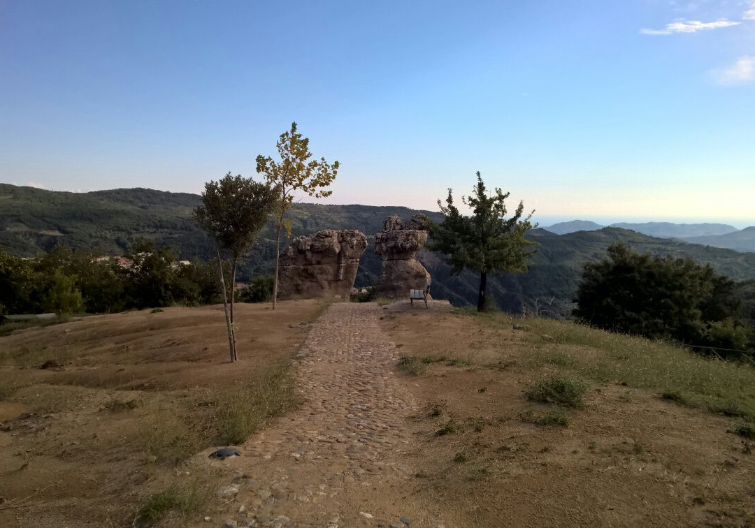 Giganti di Pietra di Campana-Campana必去景点