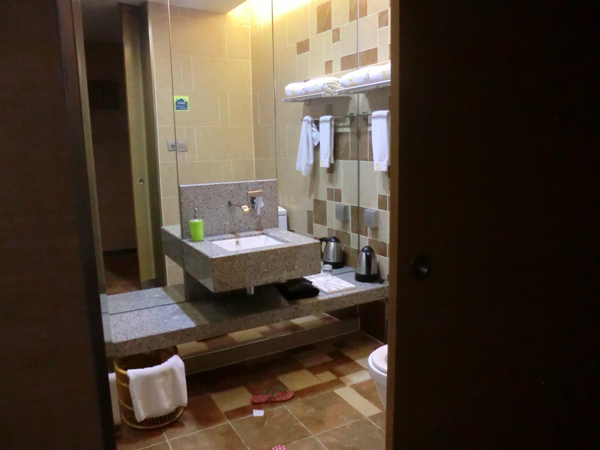 美豪酒店(西安朱雀店)-浴室