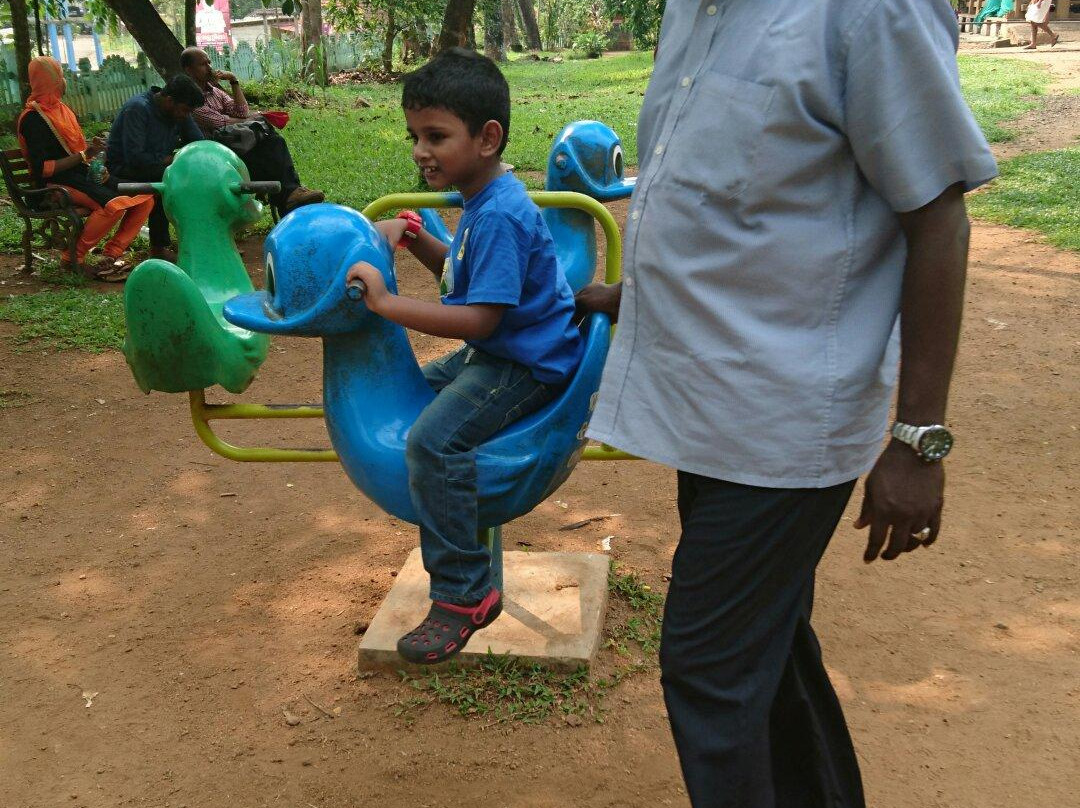 Konni Elephant Training Centre景点图片