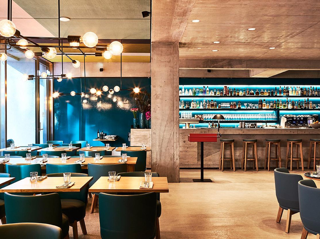 Nomad Eatery & Bar