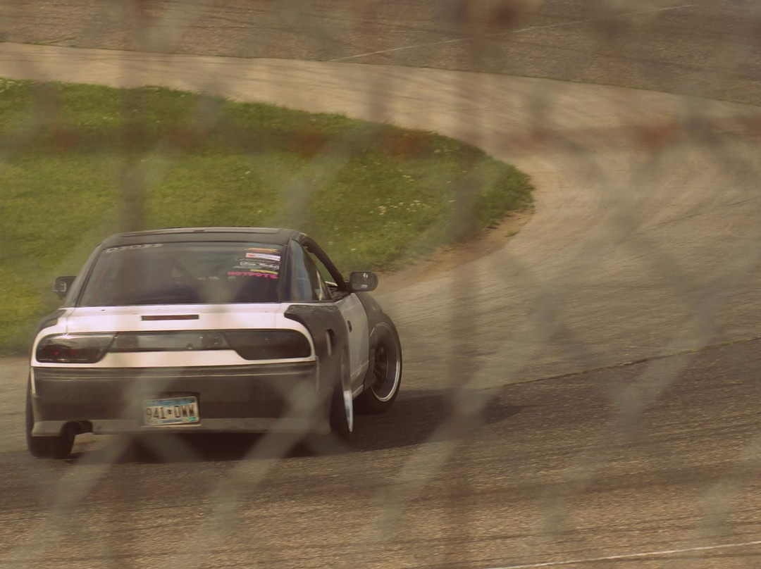 Elko Speedway-New Market必去景点