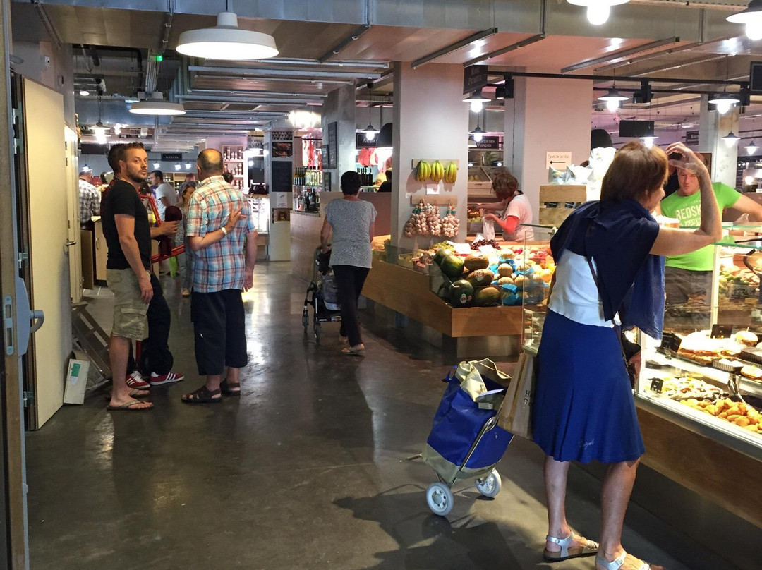 Les Halles Des 5 Cantons景点图片