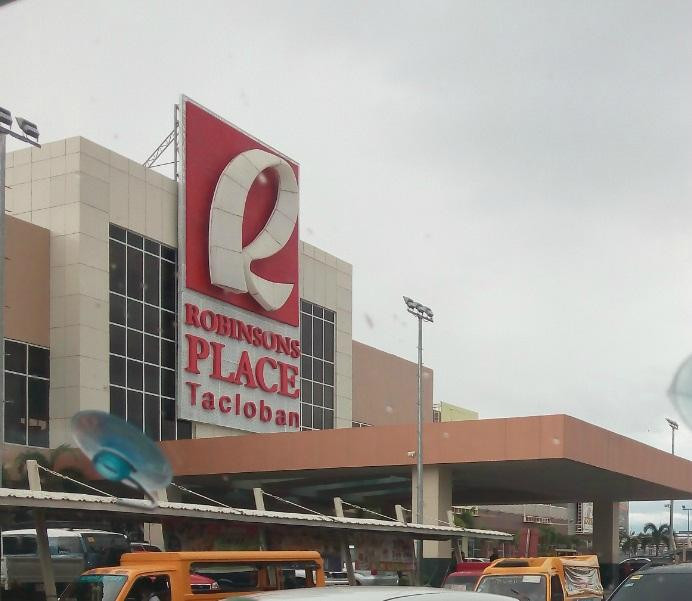 Robinsons Place Tacloban景点图片