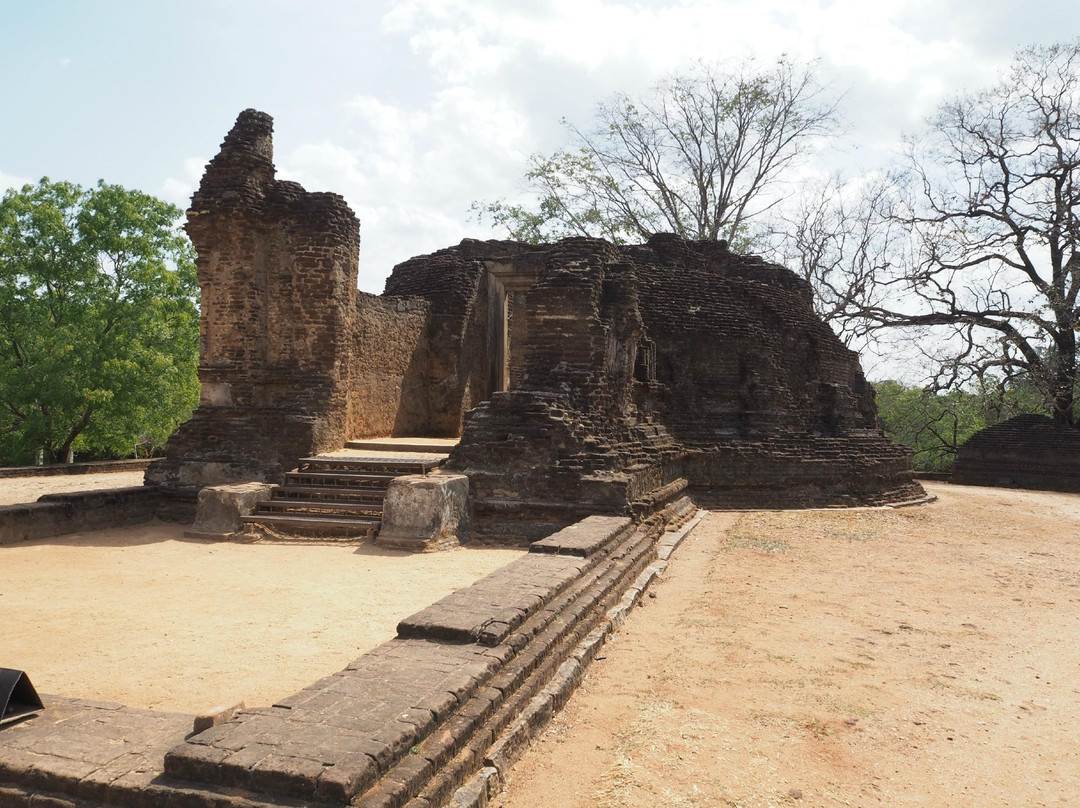 Pothgul Viharaya-波隆纳鲁瓦必去景点